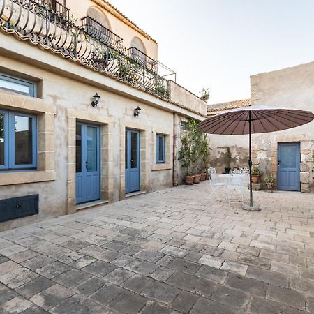 Masseria Costanza Vendicari Noto Bagian luar foto